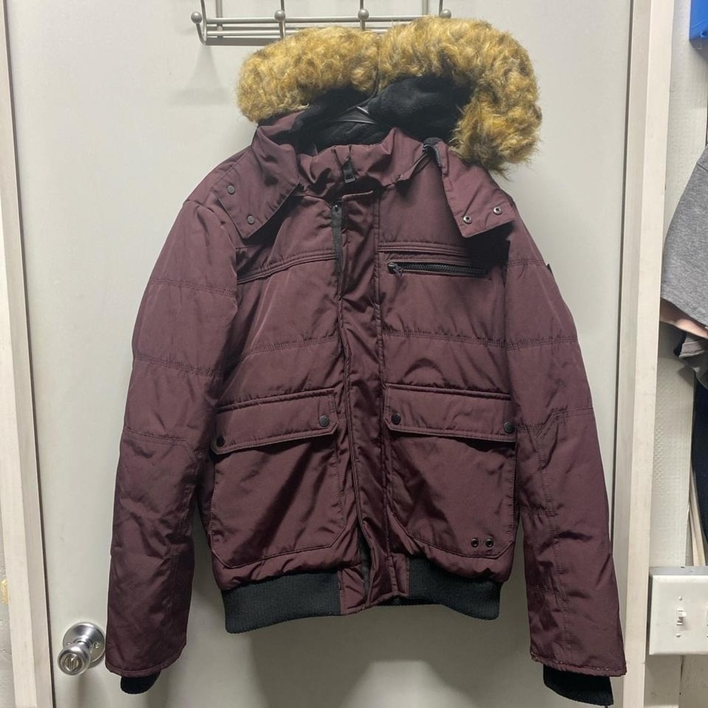 Guess Puffer Bomber Jacket Womens Faux Fur Hood Burgundy‎ Medium Excellent